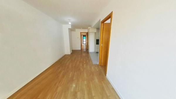 Продажа квартиры на Piso en Calle de Joan Maragall, Mercat, Rubí, Руби
thumbnail 1
