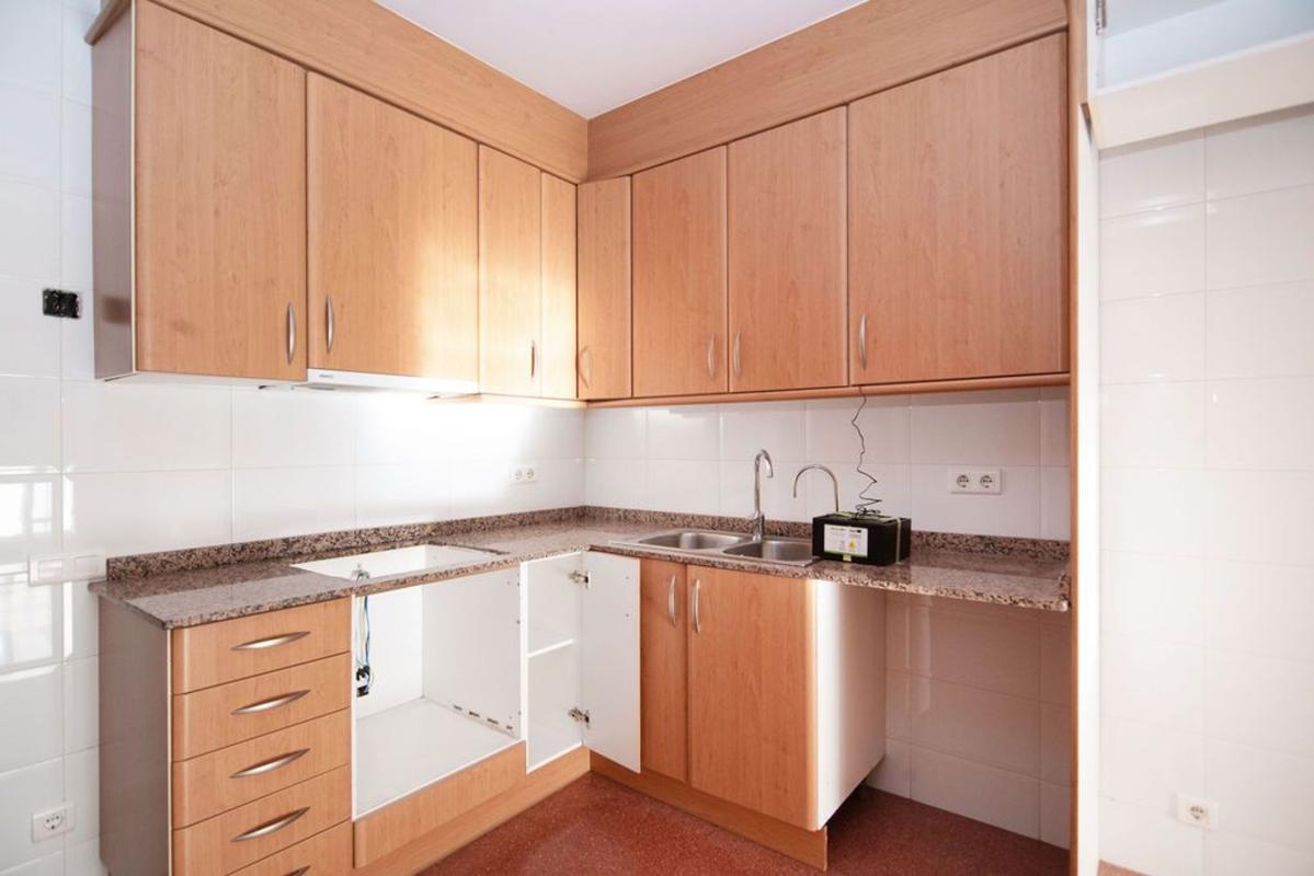 Продажа квартиры на Piso en Calle del Carril, Can Sant Joan, Montcada i Reixac, Монткада-и-Рейxac
photo 5