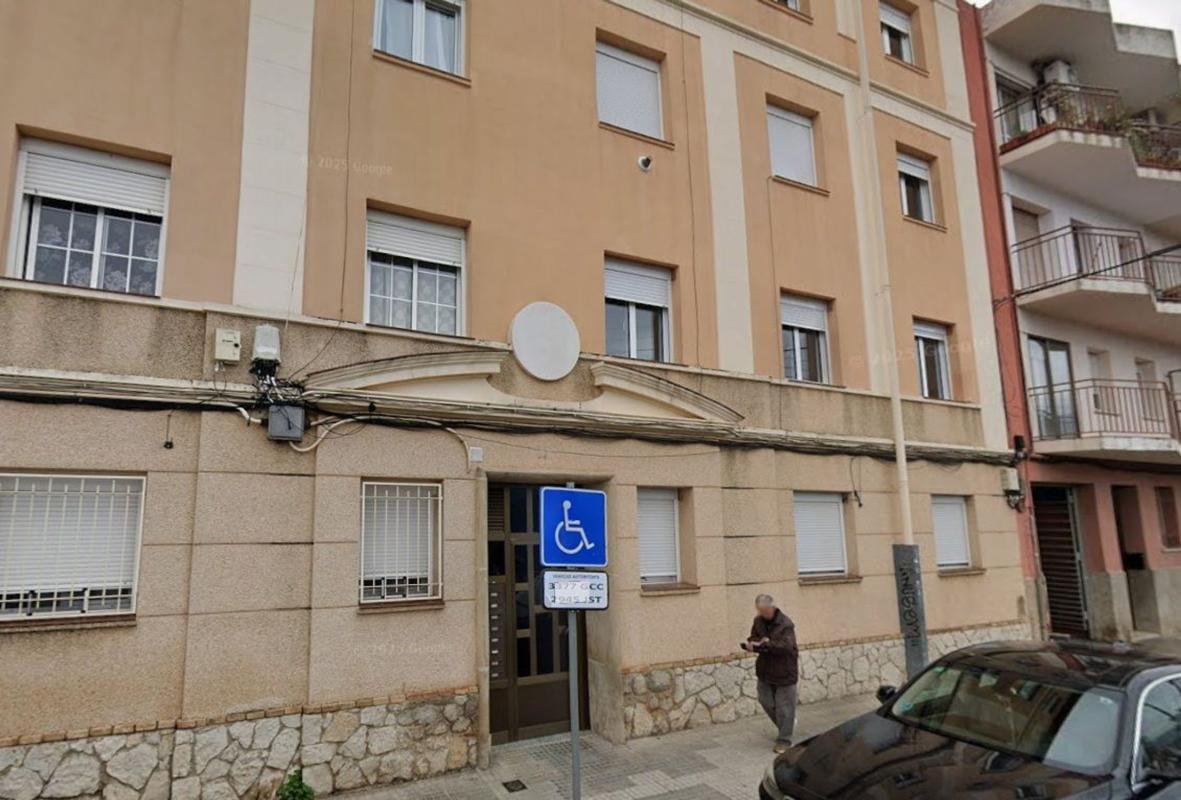 Sprzedaż mieszkania w Piso en Calle del Llobregat, Nucli Urbà, Esparreguera, Esparreguera
photo 1