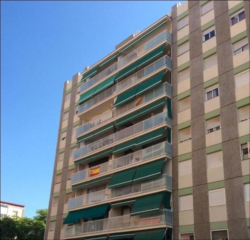 Sprzedaż mieszkania w Piso en Calle del Montseny, Sant Joan - L'Aiguacuit, Vilanova i la Geltrú, Vilanova i la Geltrú
photo 1
