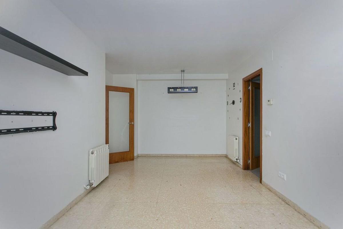 Sprzedaż mieszkania w Piso en Calle del Germà Joaquim, Can Palet, Terrassa, Terrassa
photo 4
