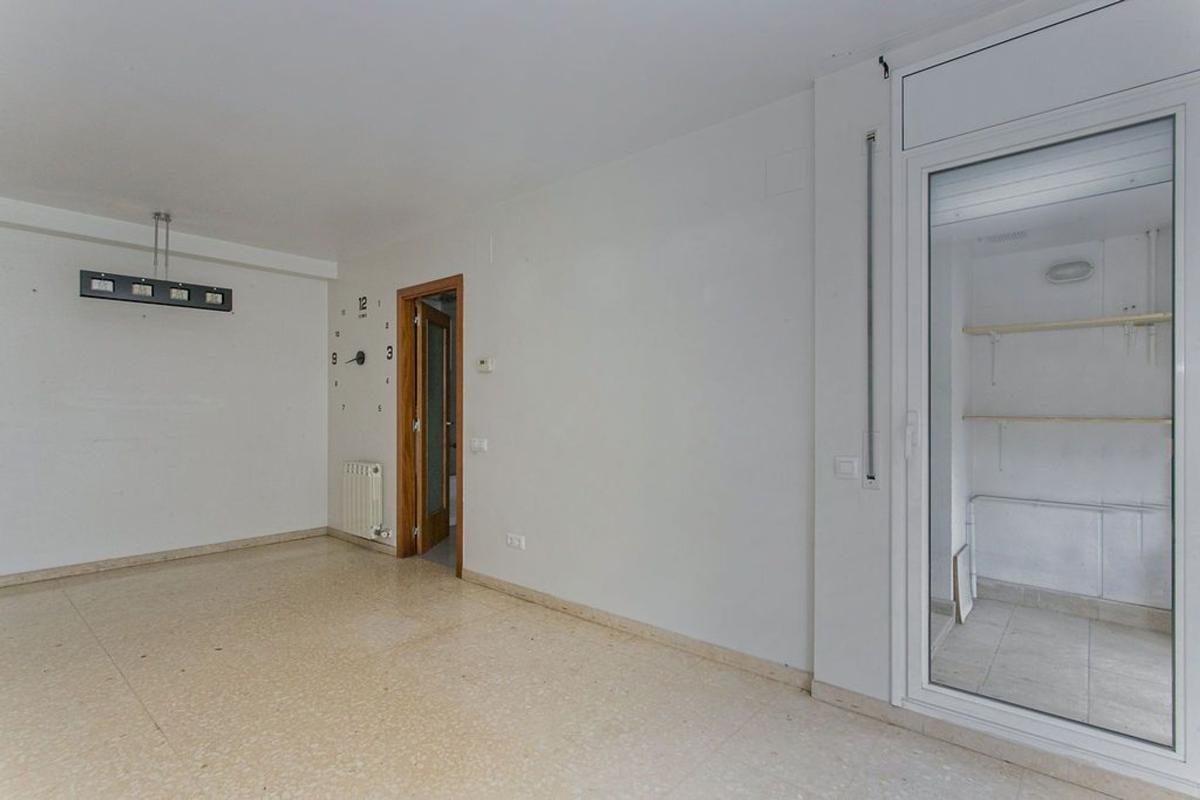 Sprzedaż mieszkania w Piso en Calle del Germà Joaquim, Can Palet, Terrassa, Terrassa
photo 5