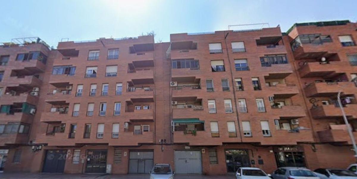 Sale of apartment in Piso en Avenida de Pompeu Fabra, Plaça de Catalunya, El Prat de Llobregat, El Prat de Llobregat
photo 1
