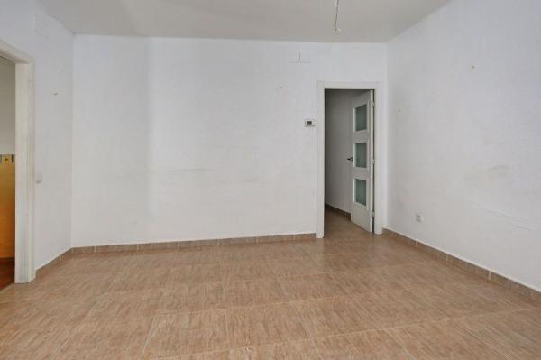Sale of flat in Piso en Calle de la Poetessa Caparà, Sant Pere Nord, Terrassa, Terrassa
thumbnail 1