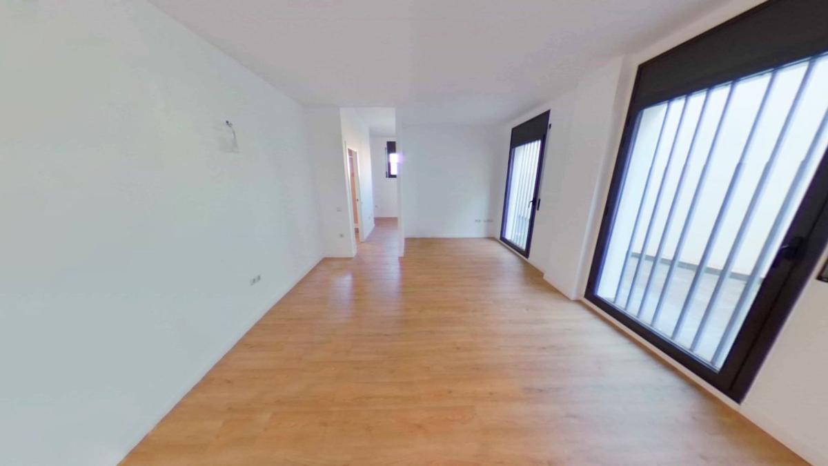 Venta de piso en Piso en Calle de Roger de Llúria, 38, Segle XX, Terrassa, Terrassa
photo 1