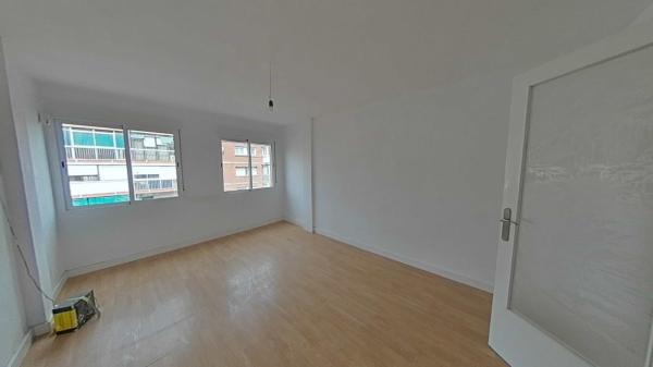 Venta de piso en Piso en Passatge de Ramon Llull, Santa Perpètua de Mogoda, Santa Perpètua de Mogoda
 photo 4