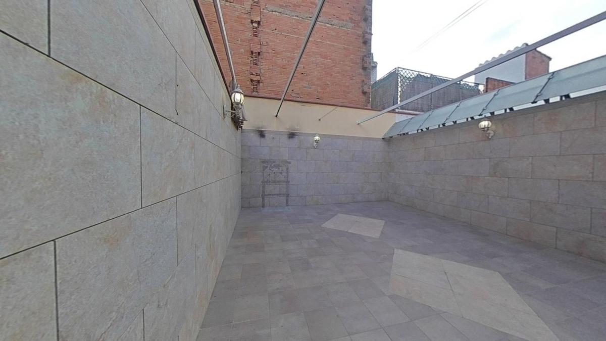 Sale of apartment in Piso en Calle Viver, Can Sant Joan, Montcada i Reixac, Montcada i Reixac
photo 1