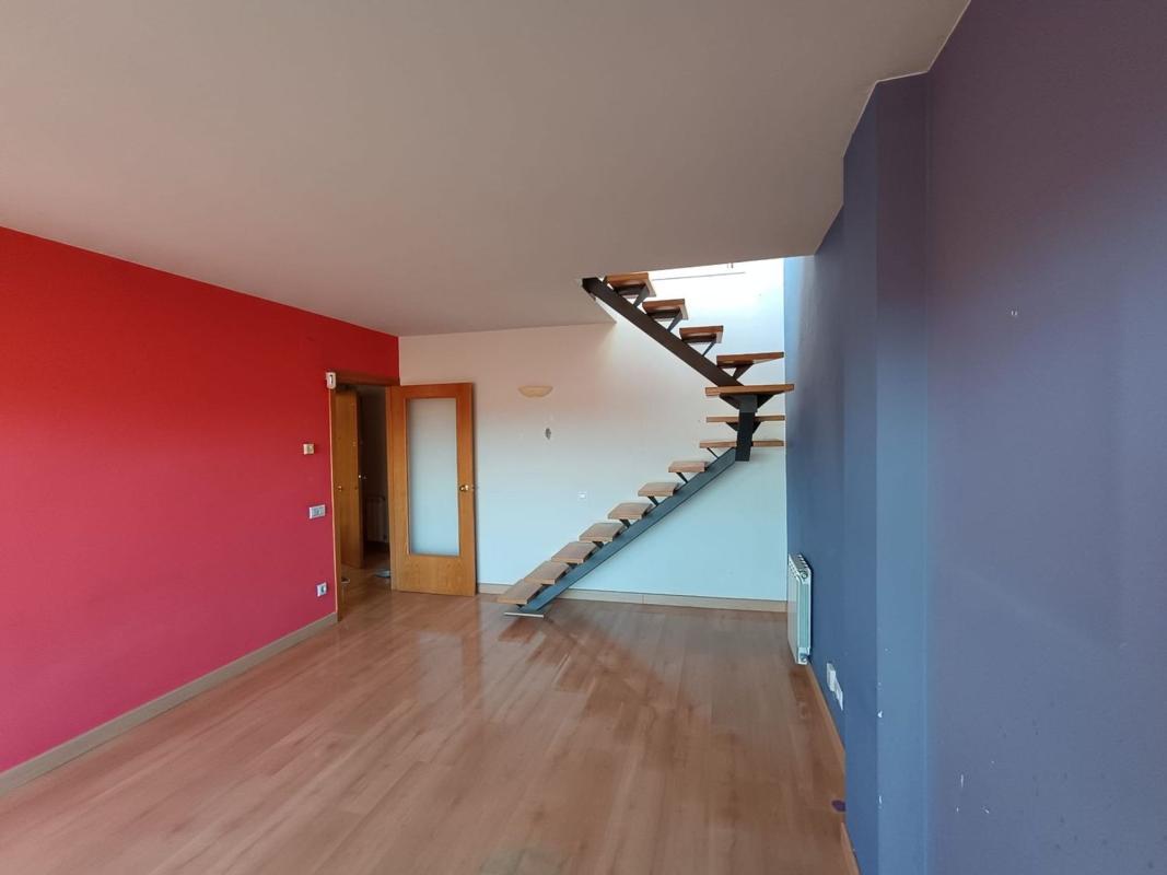Sale of apartment in Piso en Calle Mestre Josep Simón, Sant Fruitós de Bages, Sant Fruitós de Bages
 photo 2