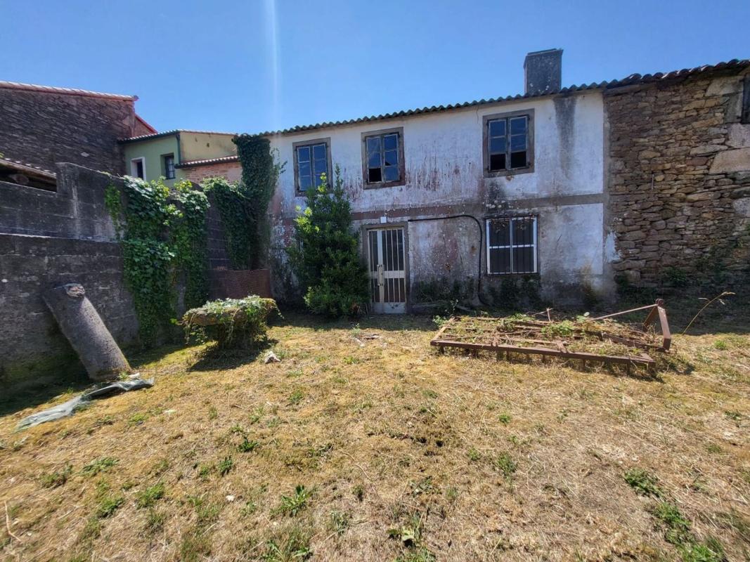 Venta de chalet adosado en Chalet adosado en Campus norte - S.Caetano, Santiago de Compostela , Santiago de Compostela photo 1