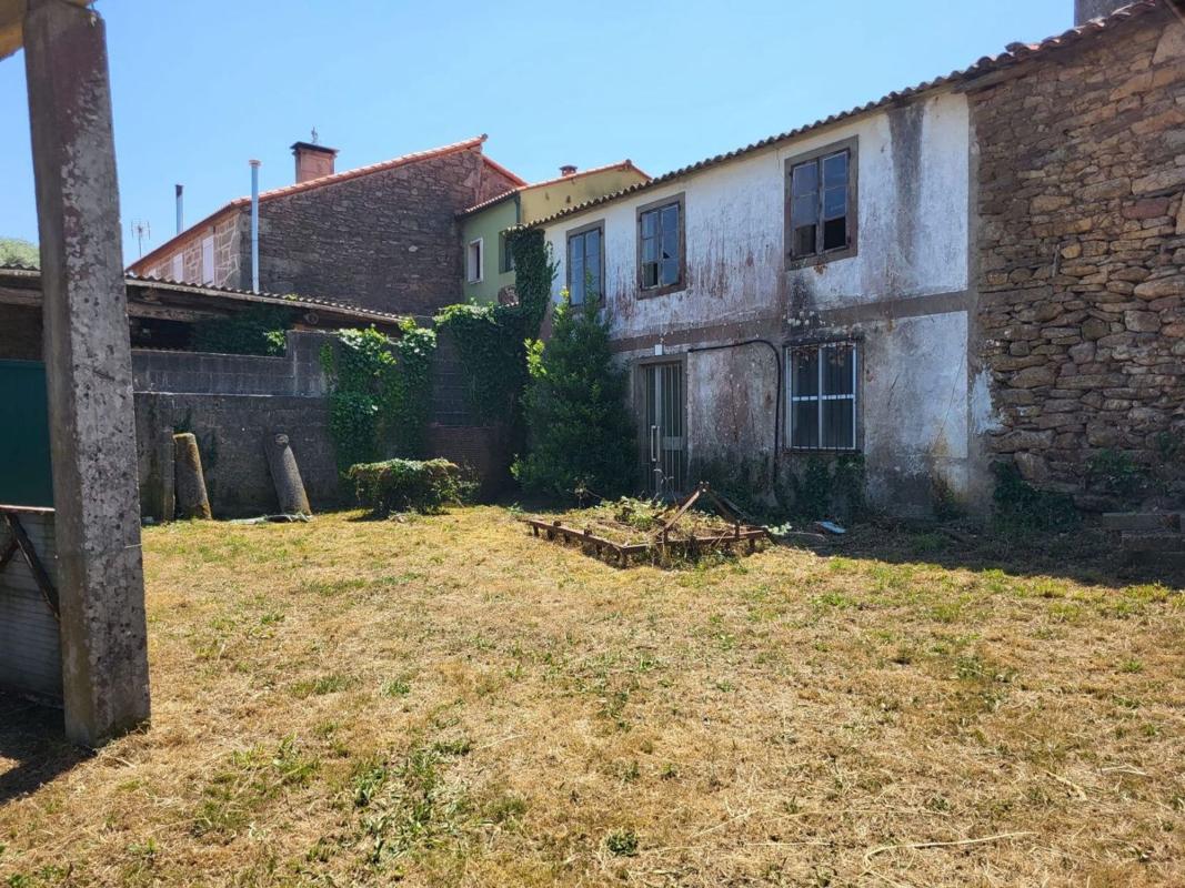 Venta de chalet adosado en Chalet adosado en Campus norte - S.Caetano, Santiago de Compostela , Santiago de Compostela photo 3