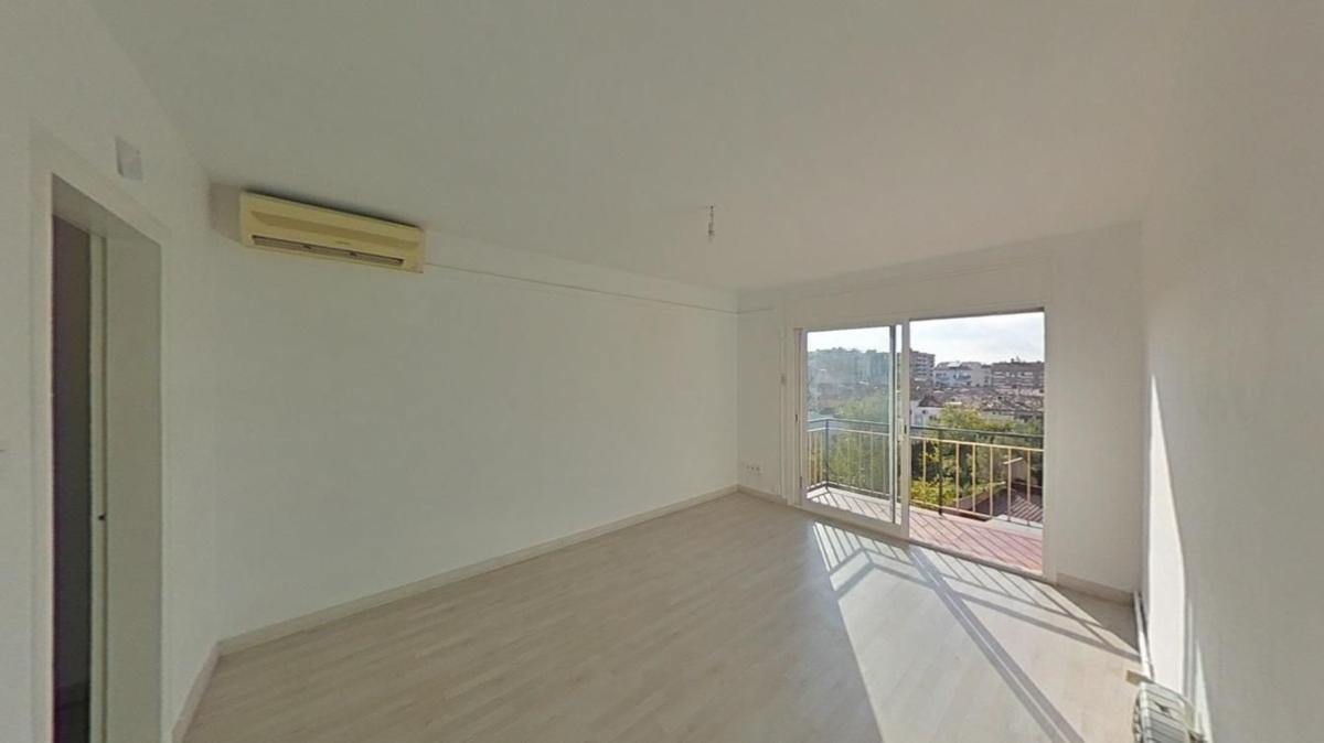 Sale of apartment in Piso en Calle de Fiveller, Gràcia, Sabadell, Sabadell
photo 3