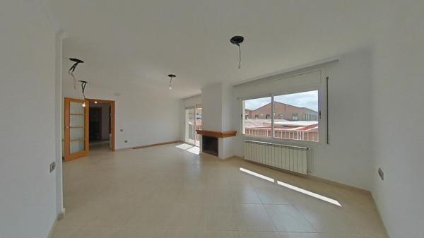 Venta de piso en Piso en Calle d'Amadeu de Savoia, Torrent d'en Pere Parres, Terrassa, Terrassa
photo 1