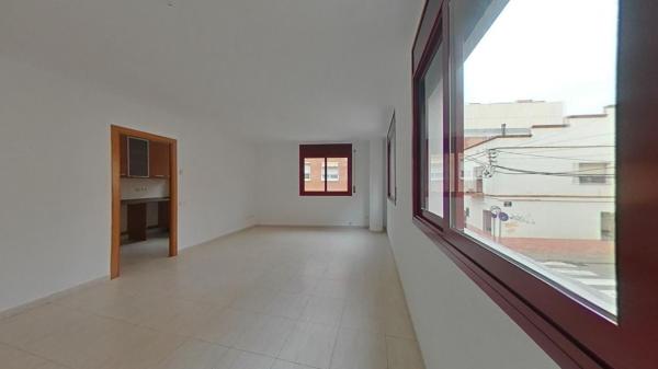 Venta de piso en Piso en Calle de Ponent, Sant Pere, Terrassa, Terrassa
thumbnail 1
