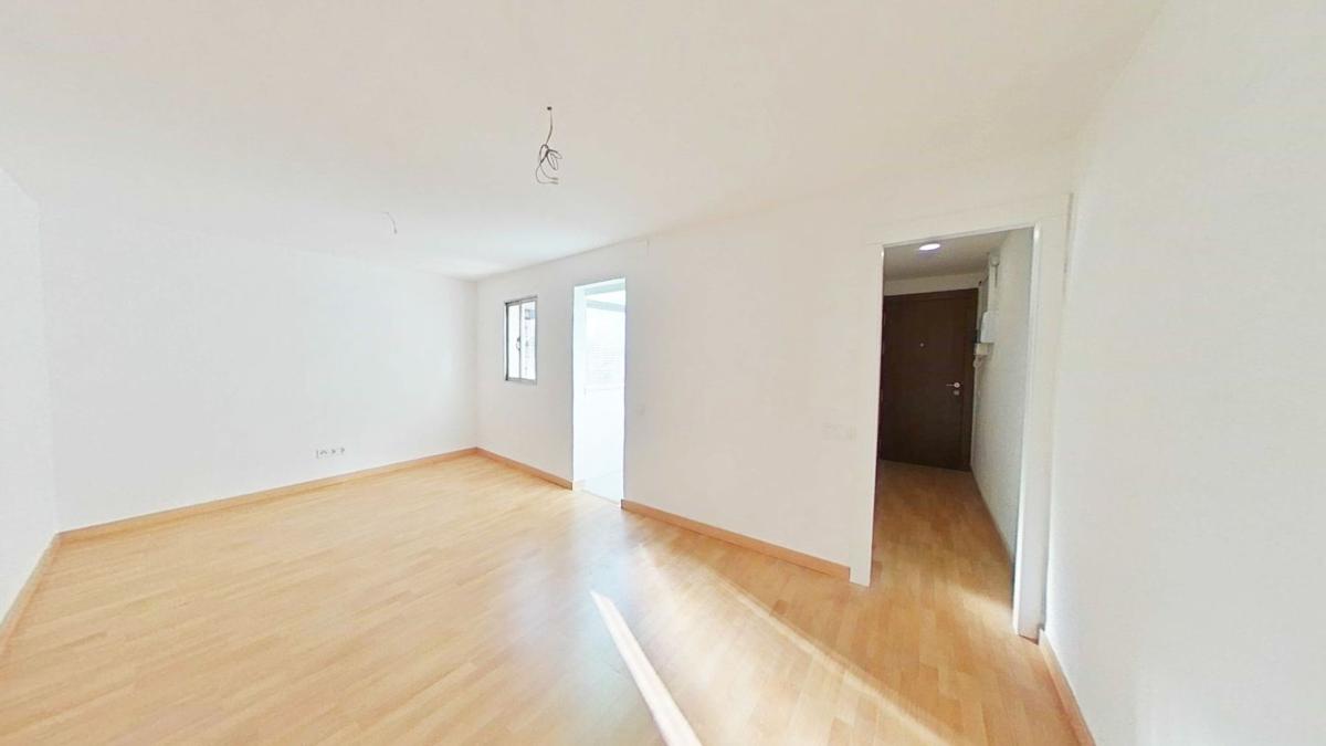 Продажа квартиры на Piso en Calle Joventut, Collblanc, Hospitalet de Llobregat, Госпиталет-де-Льобрегат
 photo 4