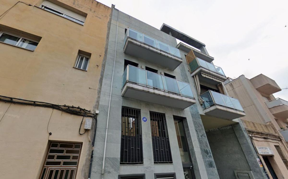 Sprzedaż mieszkania w Piso en Calle de Saragossa, Sant Joan Baptista, Sant Adriá de Besós, Sant Adrià de Besòs
photo 1