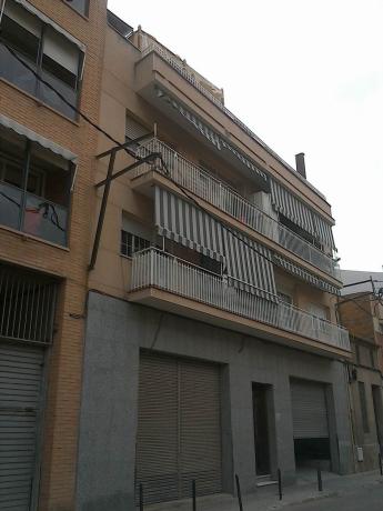 Sprzedaż mieszkania w Piso en Calle Miguel de Cervantes, Centre - Casco Antiguo, Sant Boi de Llobregat, Sant Boi de Llobregat
 photo 2