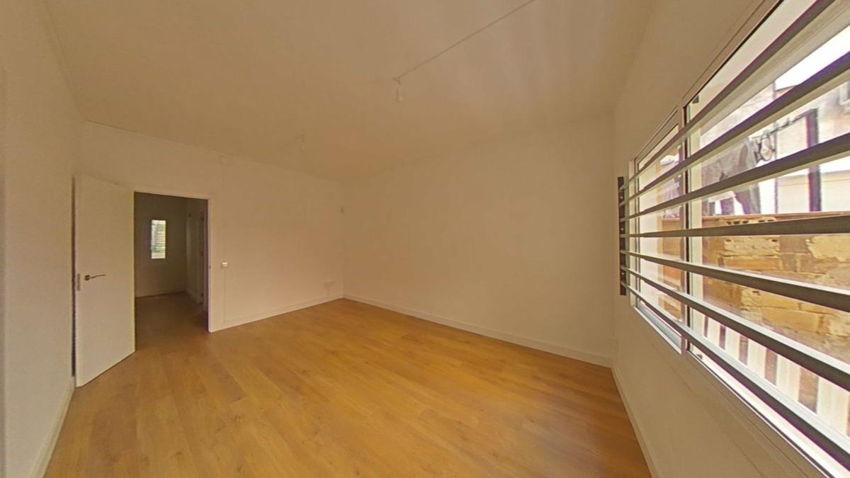 Venta de piso en Piso en Calle Llobregat, Collblanc, Hospitalet de Llobregat, Hospitalet de Llobregat
 photo 2