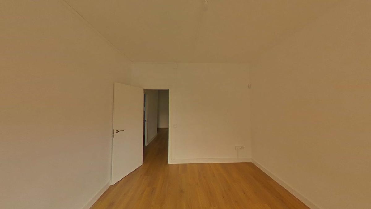 Venta de piso en Piso en Calle Llobregat, Collblanc, Hospitalet de Llobregat, Hospitalet de Llobregat
 photo 5
