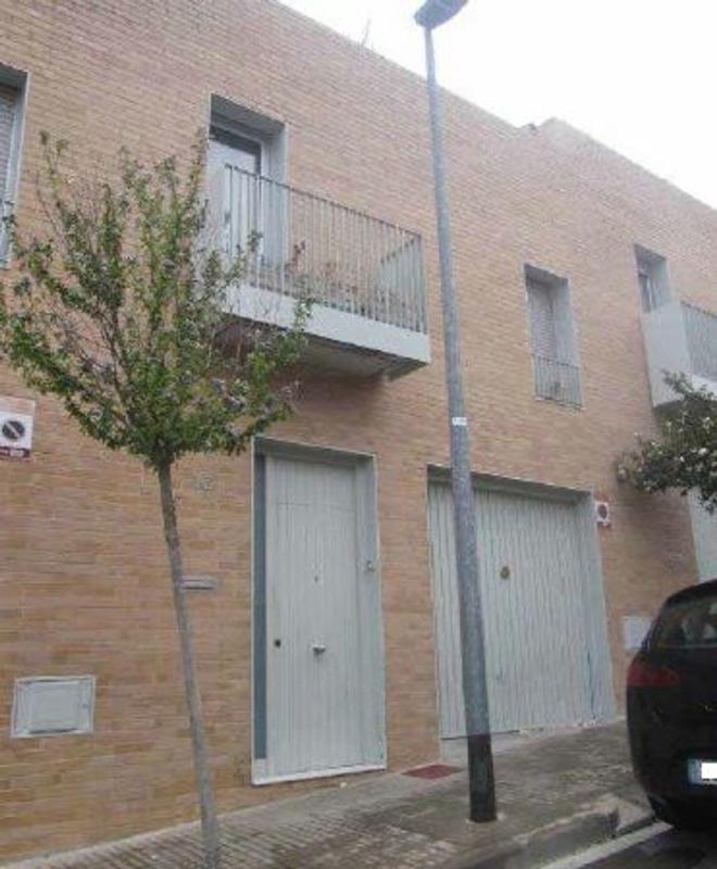 Properties for sale and rent in Spain photo 1