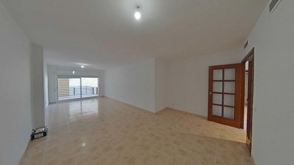 Venta de piso en Piso en Calle Jacint Verdaguer, Les Roquetes, Sant Pere de Ribes, Sant Pere de Ribes
 photo 1