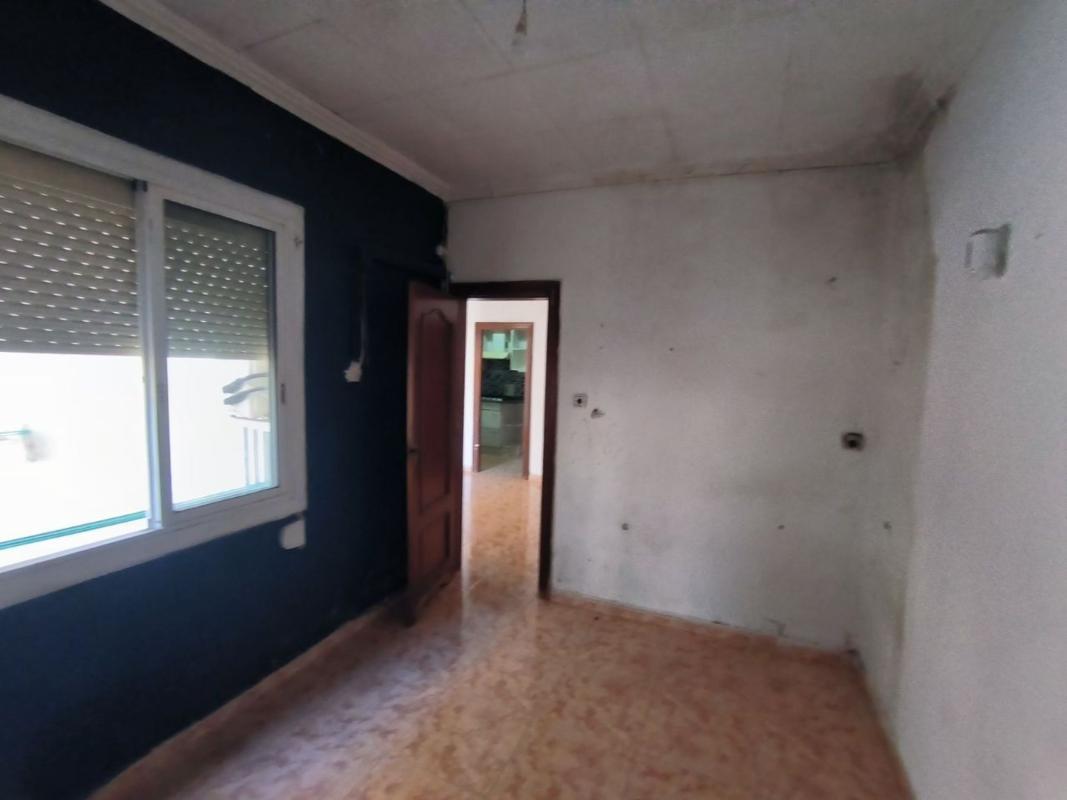 Venta de piso en Piso en Calle Cooperativa, Santa Eulàlia, Hospitalet de Llobregat, Hospitalet de Llobregat
photo 5