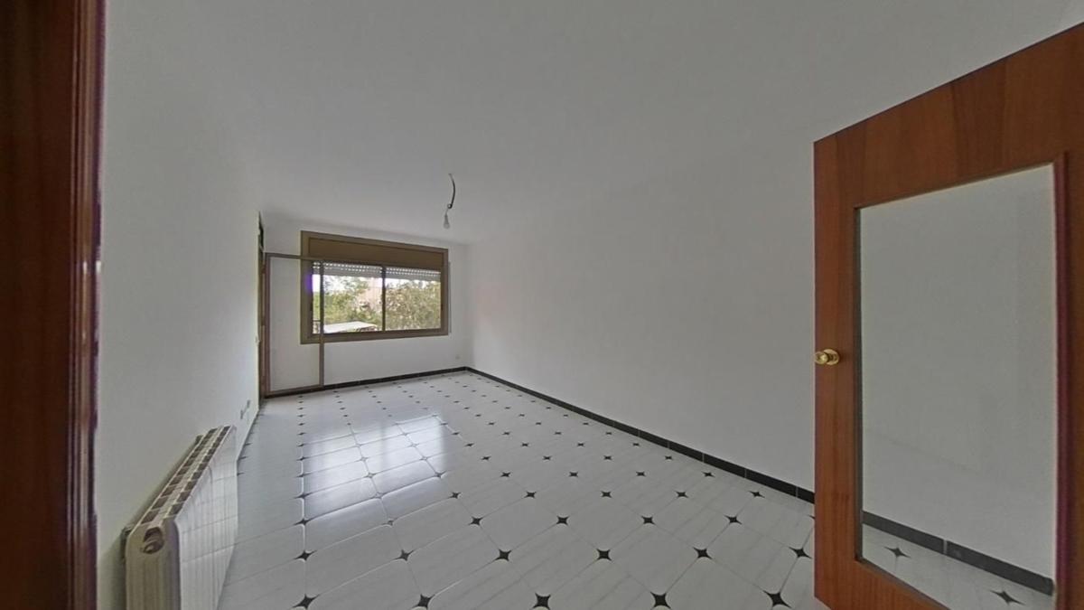 Venta de piso en Piso en Calle de Pere Sanfeliu, Barberà del Vallès, Barberà del Vallès
photo 4