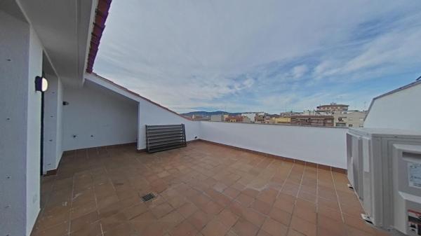 Продажа квартиры на Piso en Calle Pablo Garnica, Sant Pere, Tordera, Тордера
photo 1