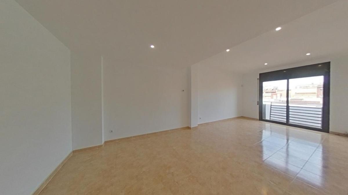 Venta de piso en Piso en Calle Pablo Garnica, Sant Pere, Tordera, Tordera
photo 2