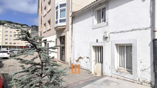 Chalet adosado en Plaza Sagrada Familia, Vilaboa Sur, Culleredo photo 1