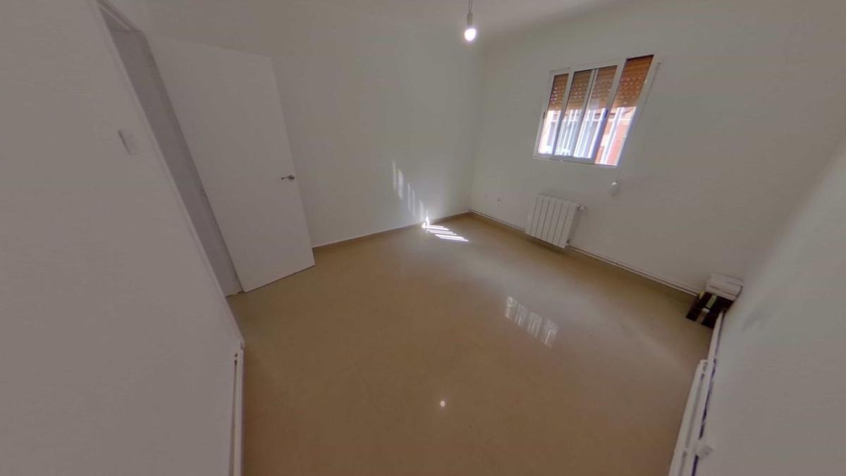 Venta de piso en Piso en Calle de l'Onze de Setembre, Barri Antic - Centre, Viladecans, Viladecans
photo 1