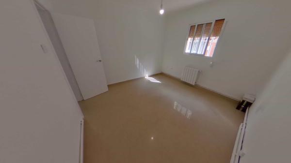 Sprzedaż mieszkania w Piso en Calle de l'Onze de Setembre, Barri Antic - Centre, Viladecans, Viladecans
photo 1