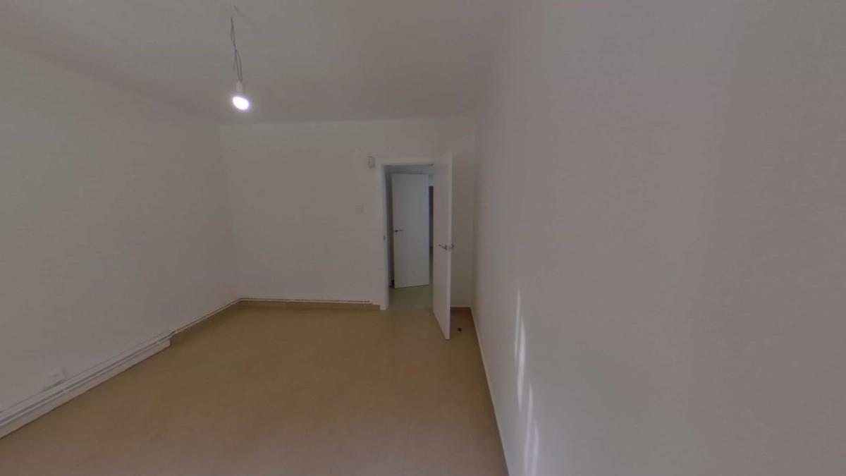 Venta de piso en Piso en Calle de l'Onze de Setembre, Barri Antic - Centre, Viladecans, Viladecans
photo 3