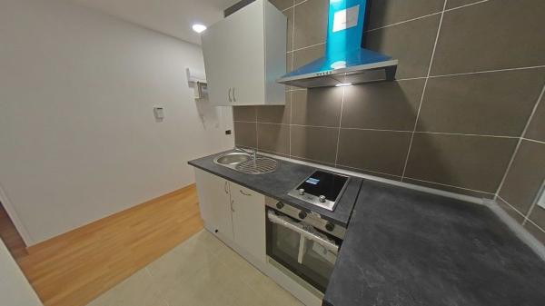 Sprzedaż mieszkania w Piso en Calle dels Salvador, El Raval, Barcelona, Barcelona
photo 1