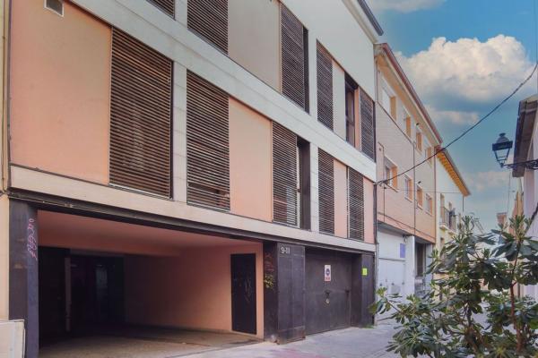 Продажа квартиры на Piso en Calle de Sant Magí, Centre, Rubí, Руби
photo 1