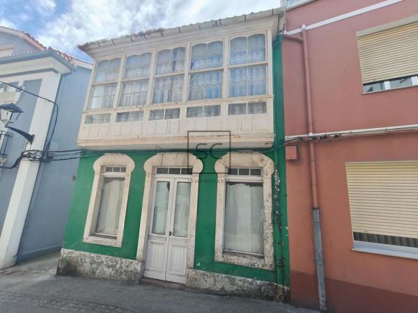 Chalet adosado en Calle Balbis, Cariño thumbnail 1