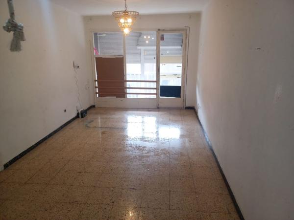 Продажа квартиры на Piso en Calle del Doctor Joan Miró, Santa Perpètua de Mogoda, Санта-Перпетуя де Могода
 photo 2