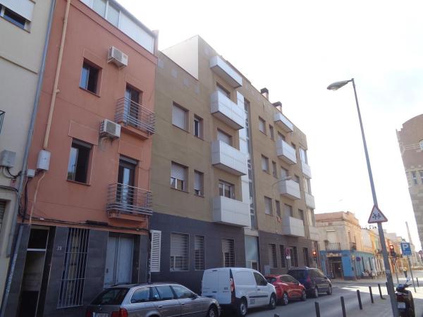 Sale of flat in Piso en Calle de Sagunt, Progrés-Pep Ventura, Badalona, Badalona
thumbnail 1
