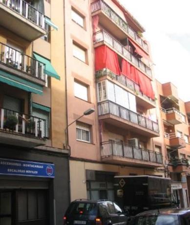 Продажа квартиры на Piso en Calle de la Cooperativa, Centre, Mataró, Матаро
 photo
