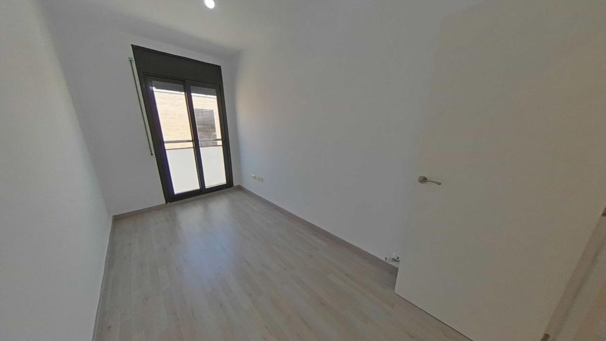 Venta de piso en Piso en Calle del Pintor Torras, La Cogullada, Terrassa, Terrassa
 photo 5
