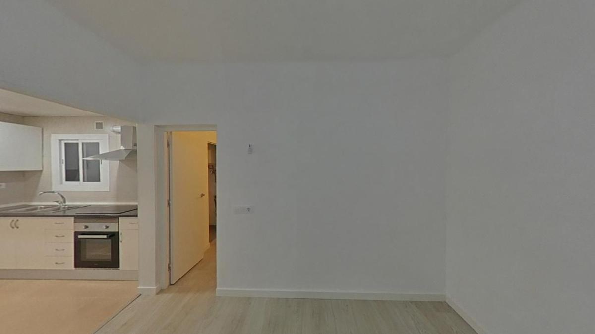 Sprzedaż mieszkania w Piso en Calle Cooperativa, Santa Eulàlia, Hospitalet de Llobregat, Hospitalet de Llobregat
photo 3