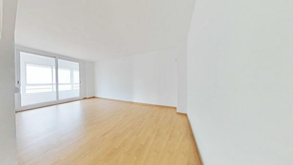 Продажа квартиры на Piso en Avenida de Gavà, Torrent Ballester, Viladecans, Виладеканс
 photo 1