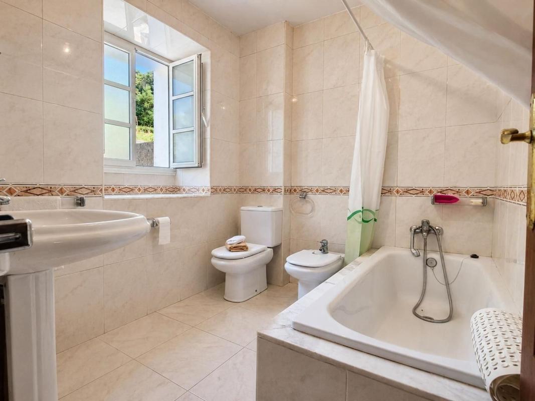 Недвижимость на продажу и в аренду в Испании photo 4