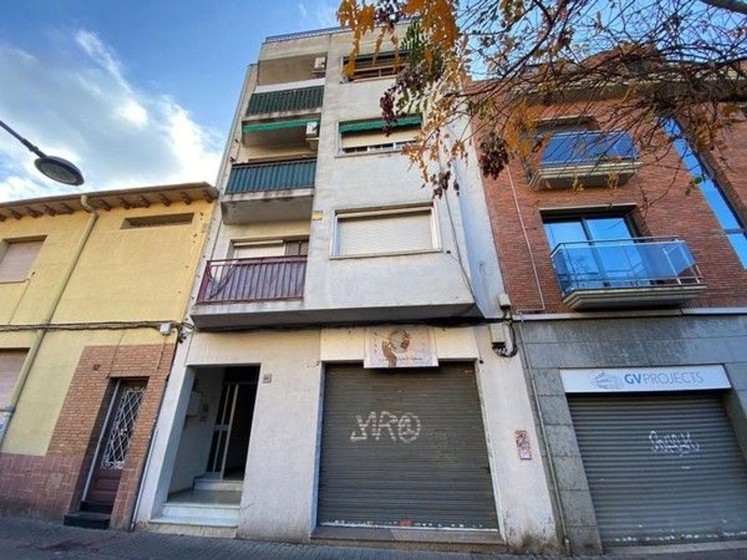 Продажа квартиры на Piso en Calle de Gaietà Ventalló, Centre, Mollet del Vallès, Моллет дель Вальес
photo 1
