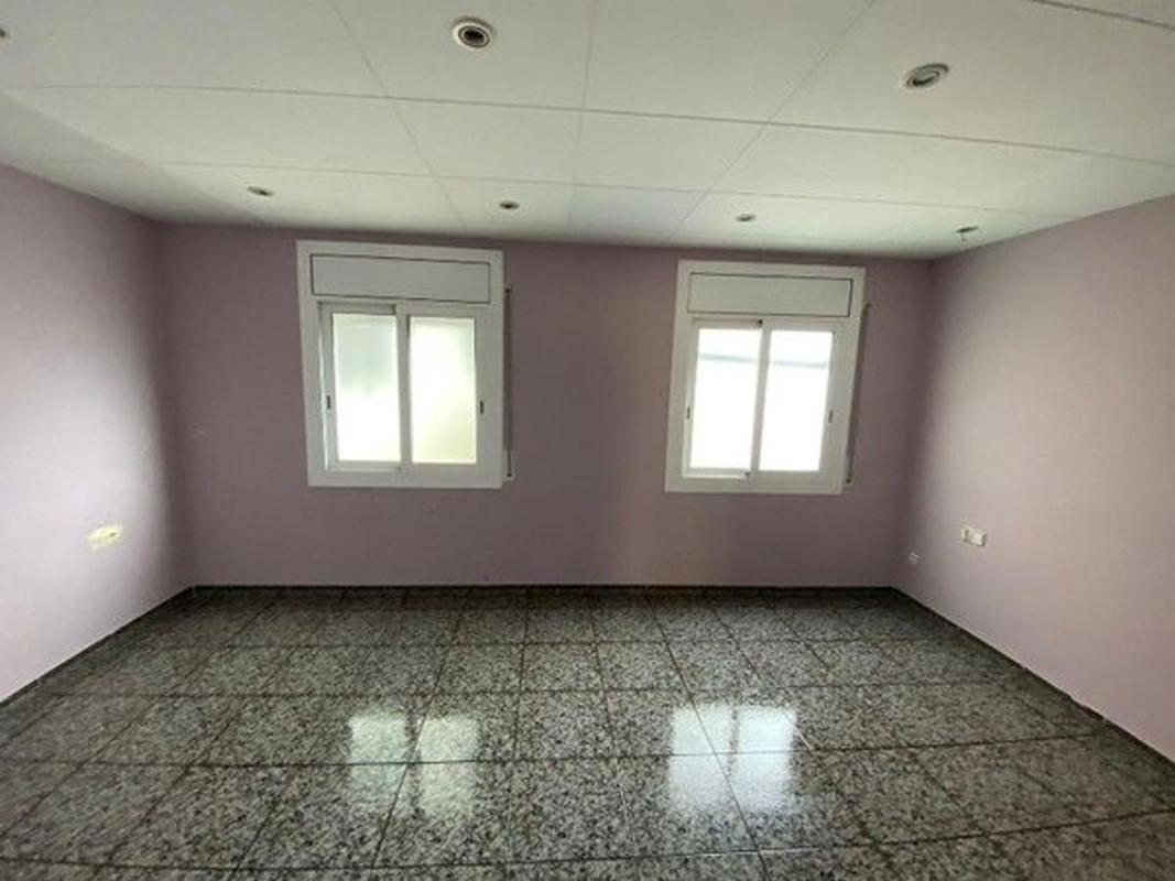 Продажа квартиры на Piso en Calle de Gaietà Ventalló, Centre, Mollet del Vallès, Моллет дель Вальес
photo 3