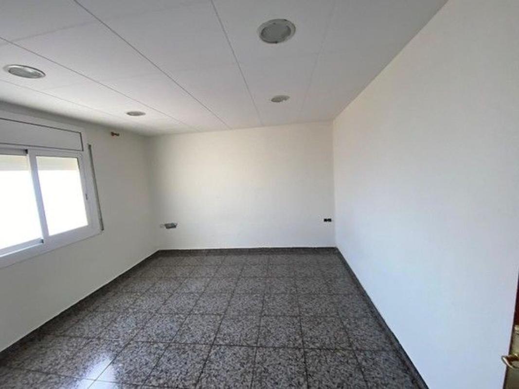 Продажа квартиры на Piso en Calle de Gaietà Ventalló, Centre, Mollet del Vallès, Моллет дель Вальес
photo 5