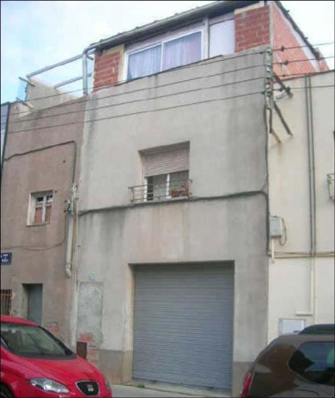 Venta de chalet independiente en Casa o chalet en Calle de Tàrrega, La Grípia, Terrassa, Terrassa
photo 1