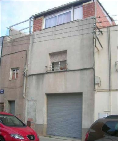 Chalet independiente en venta en Casa o chalet en Calle de Tàrrega, La Grípia, Terrassa, Terrassa
 photo