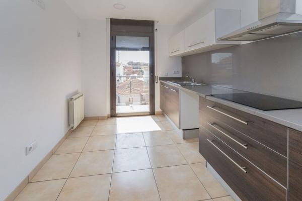 Продажа квартиры на Piso en Calle de Gaudí, Tordera, Tordera, Тордера
thumbnail 2