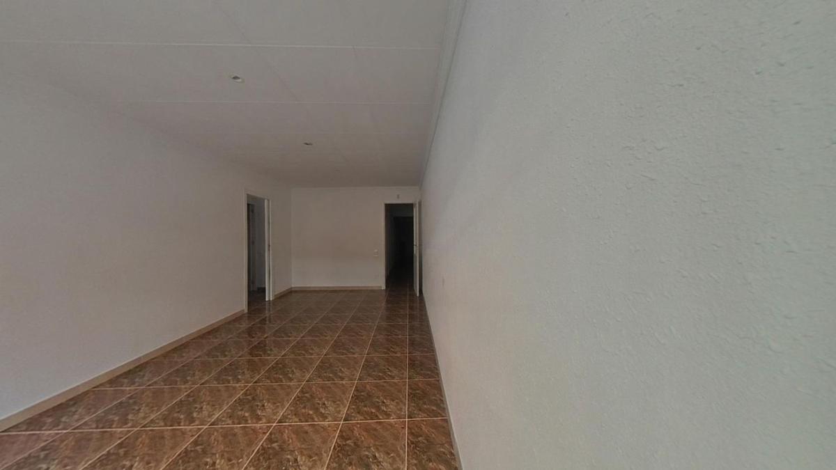 Venta de piso en Piso en Calle de Ricard Serrajòrdia, Barri Antic - Centre, Viladecans, Viladecans
photo 2