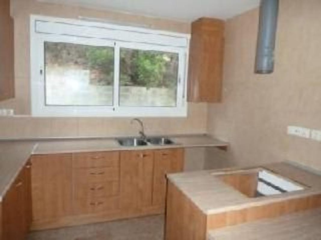 Недвижимость на продажу и в аренду в Испании photo 5